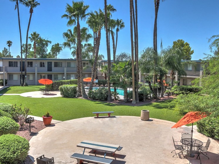 Community Quad at Canyon Vista Apartments in Tucson, AZ